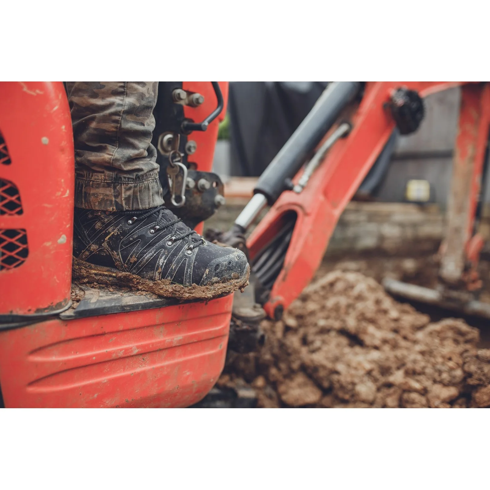 Amblers AS254 Safety Boot - Image 6