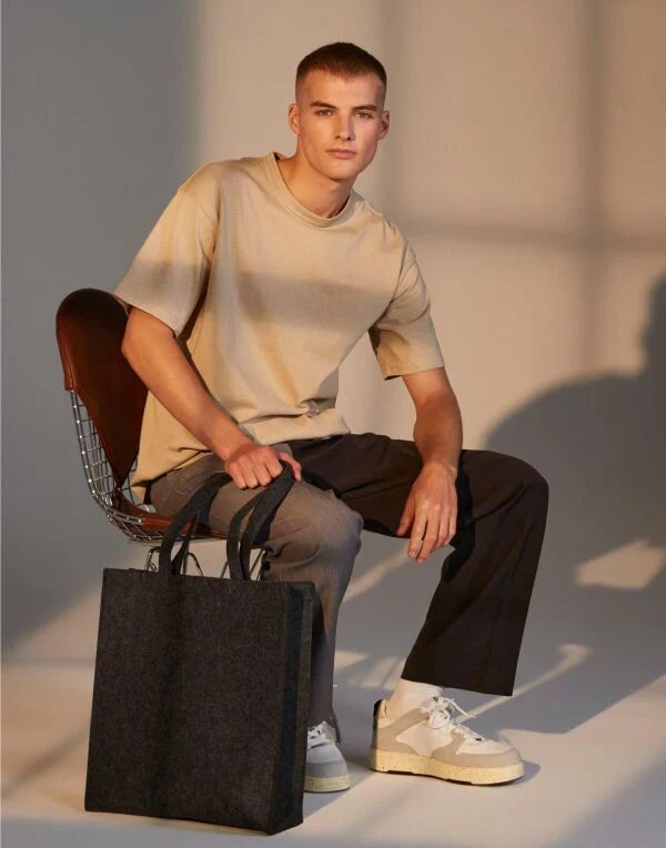 Bagbase Felt Tote Bag - Image 2