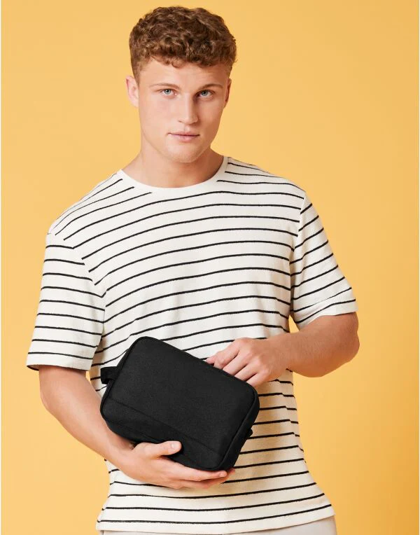 Bagbase Recycled Essentials Wash Bag - Image 2