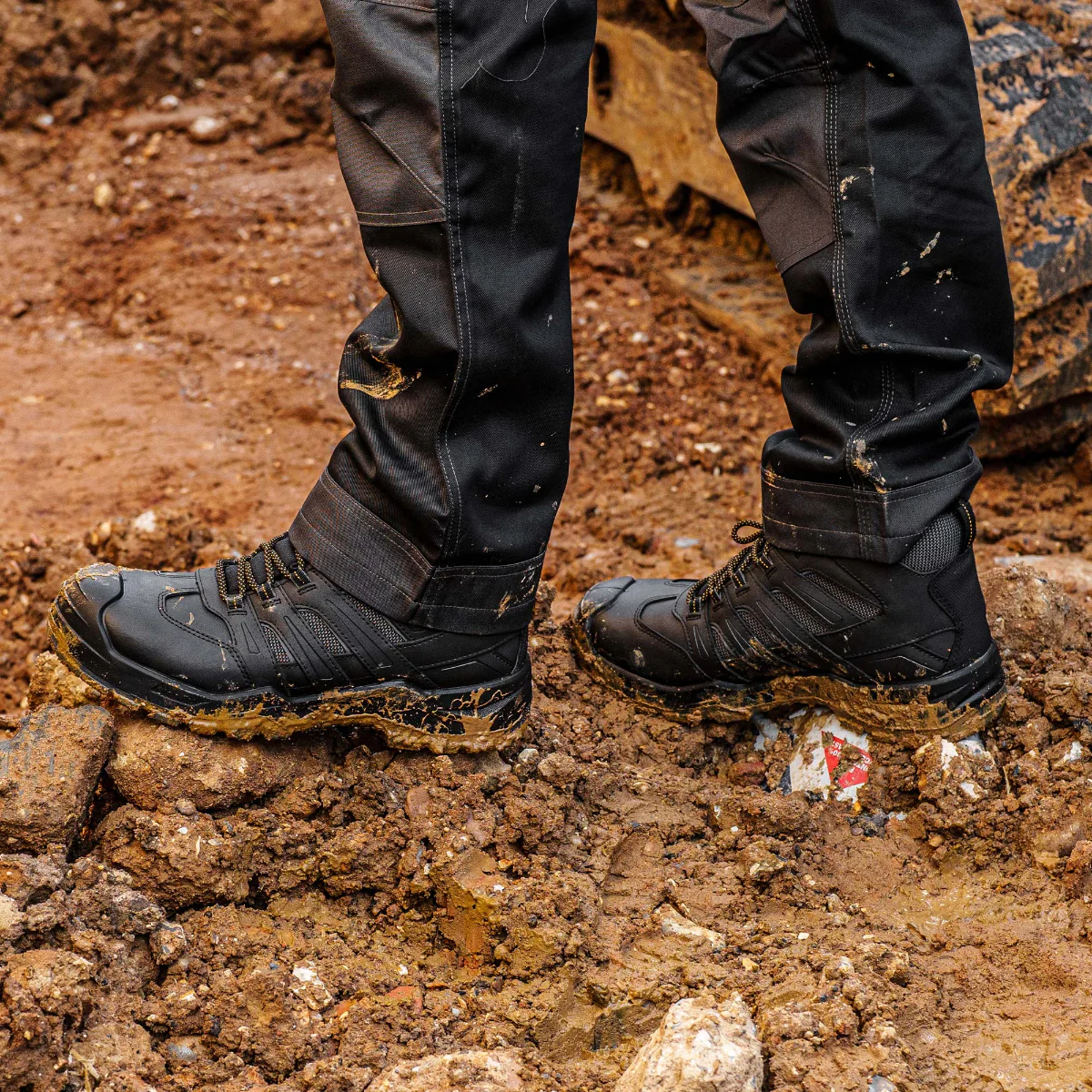 DeWalt Black Waterproof Safety Boot - Image 4