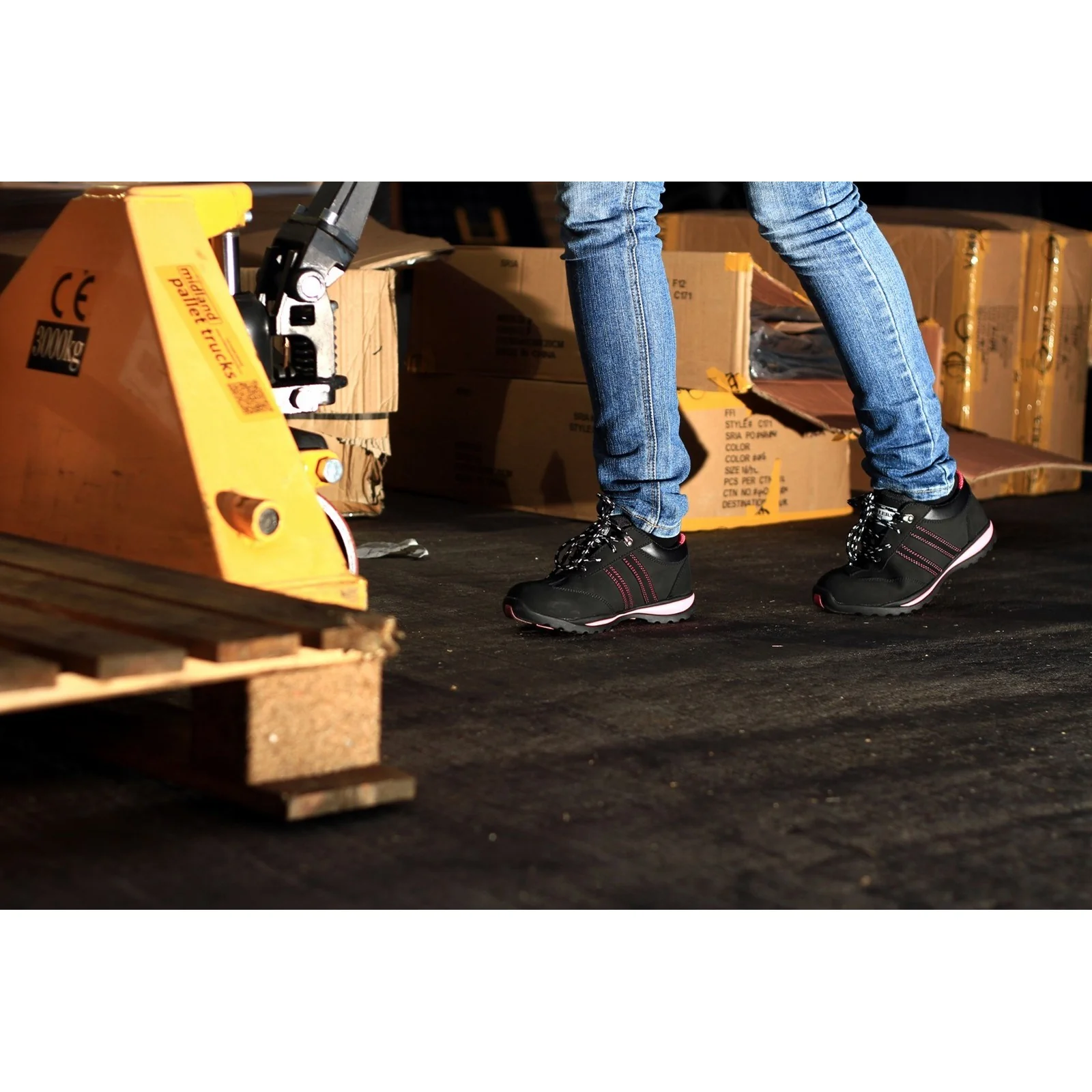 Amblers FS47 Safety Trainer - Image 5
