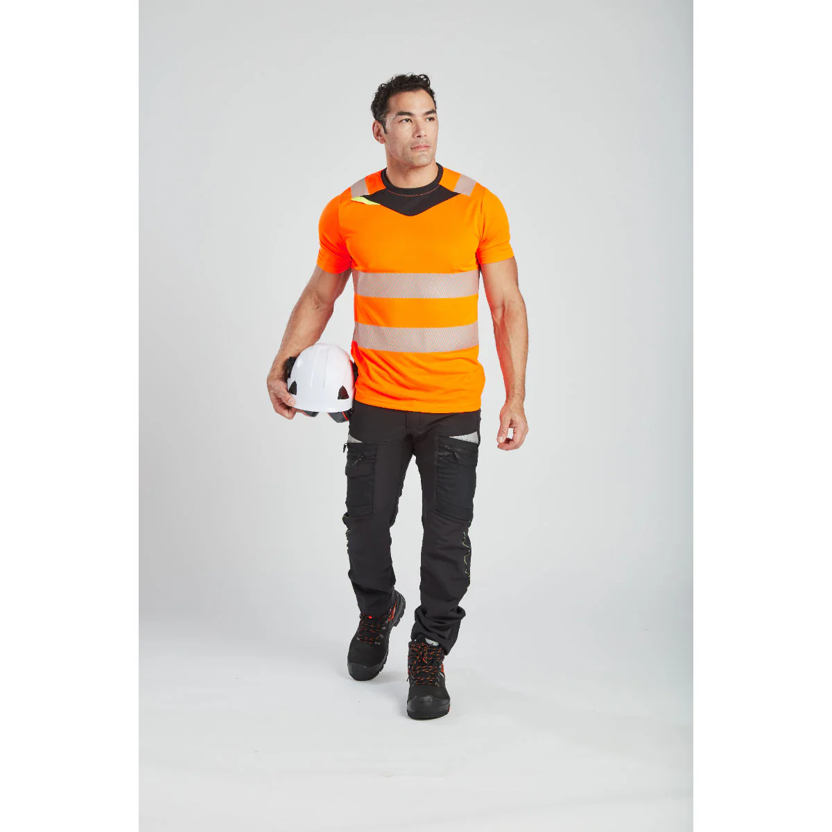 Portwest DX4 Hi-Vis T-Shirt Short Sleeved - Image 11