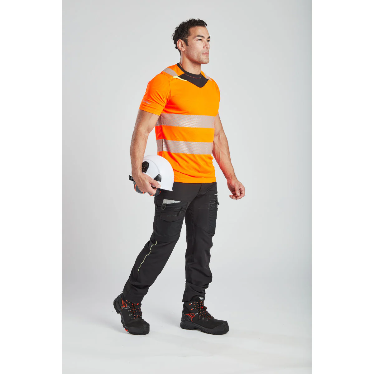 Portwest DX4 Hi-Vis T-Shirt Short Sleeved - Image 12