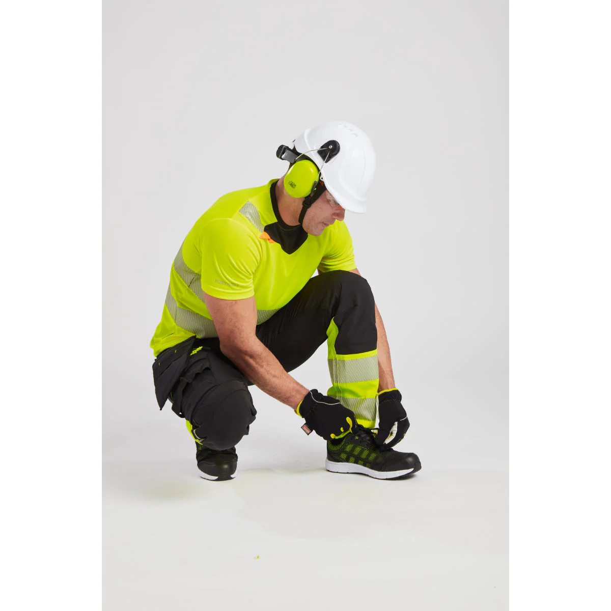 Portwest DX4 Hi-Vis T-Shirt Short Sleeved - Image 17