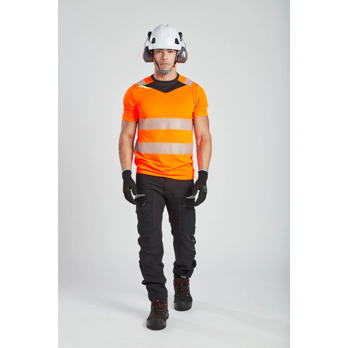 Portwest DX4 Hi-Vis T-Shirt Short Sleeved - Image 4