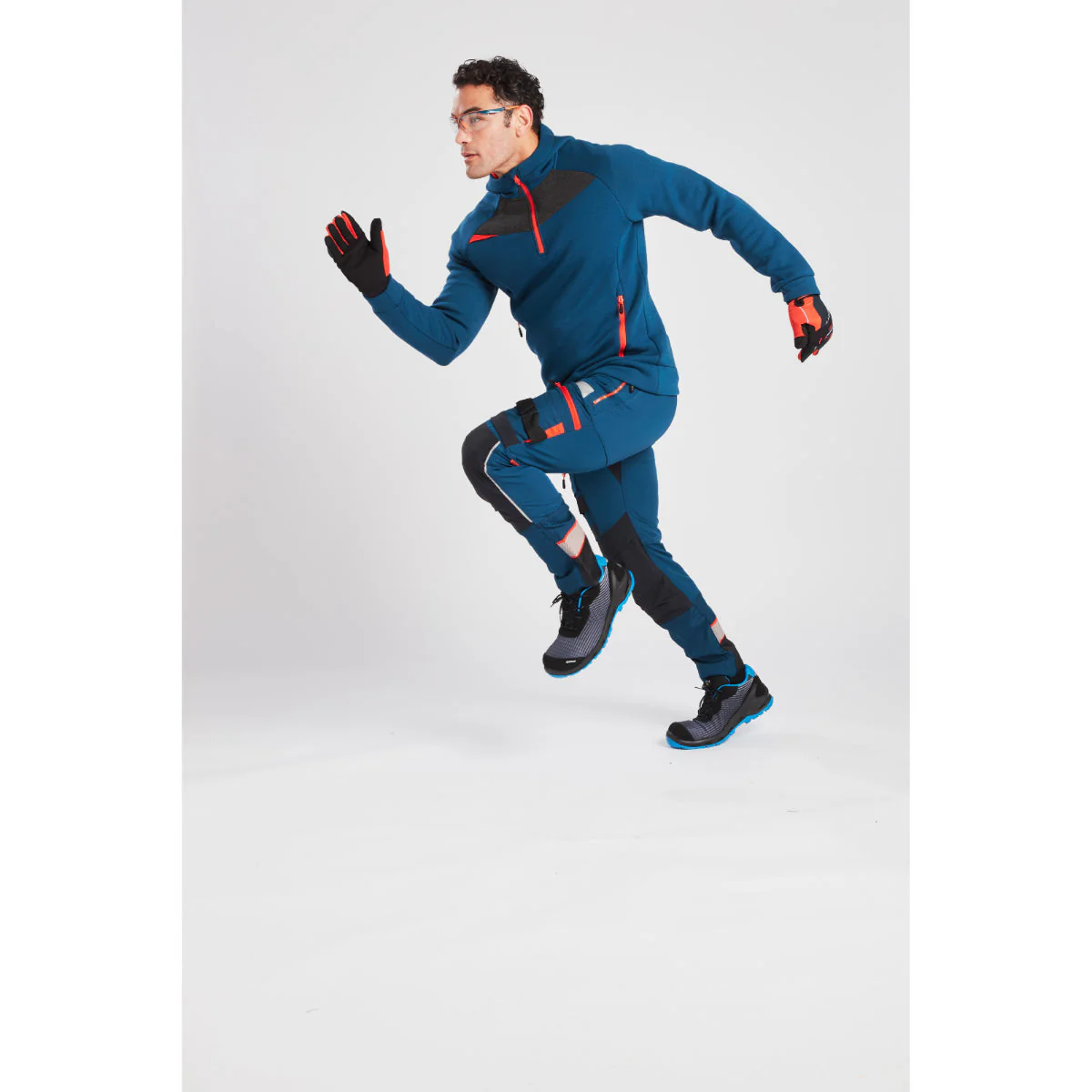 Portwest DX4 Quarter Zip Hoodie - Image 16