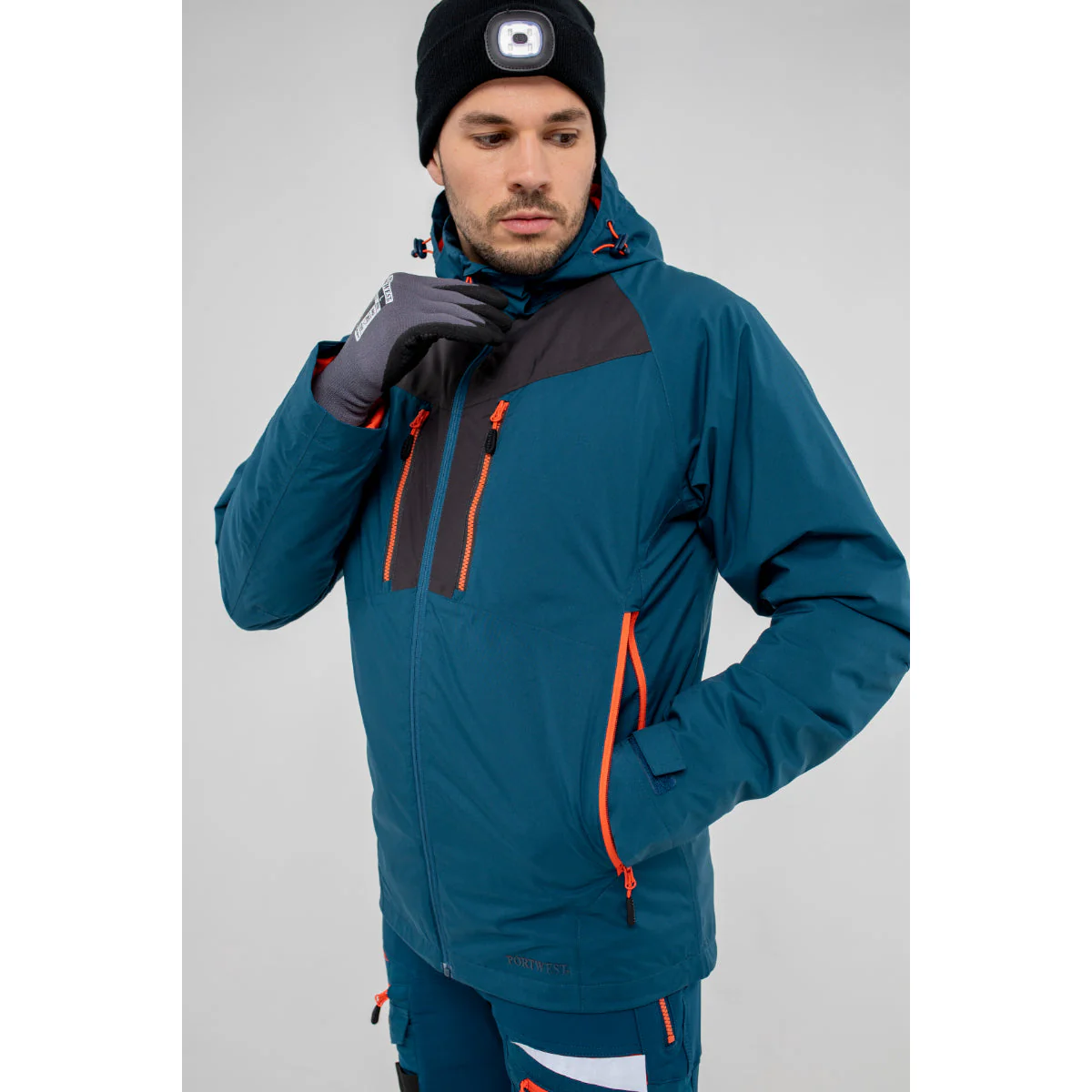 Portwest DX4 Winter Jacket - Image 5