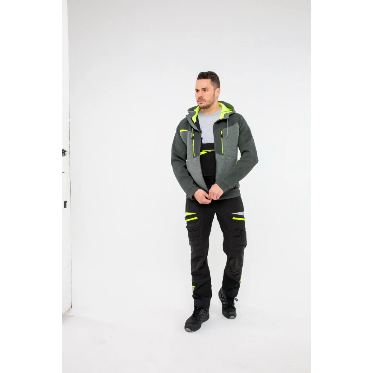 Portwest DX4 Zipped Hoodie - Image 15