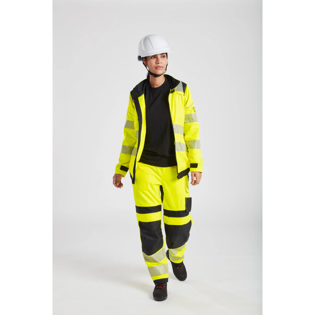 Portwest Flame Resistant Anti-Static Long Sleeve T-Shirt - Image 7