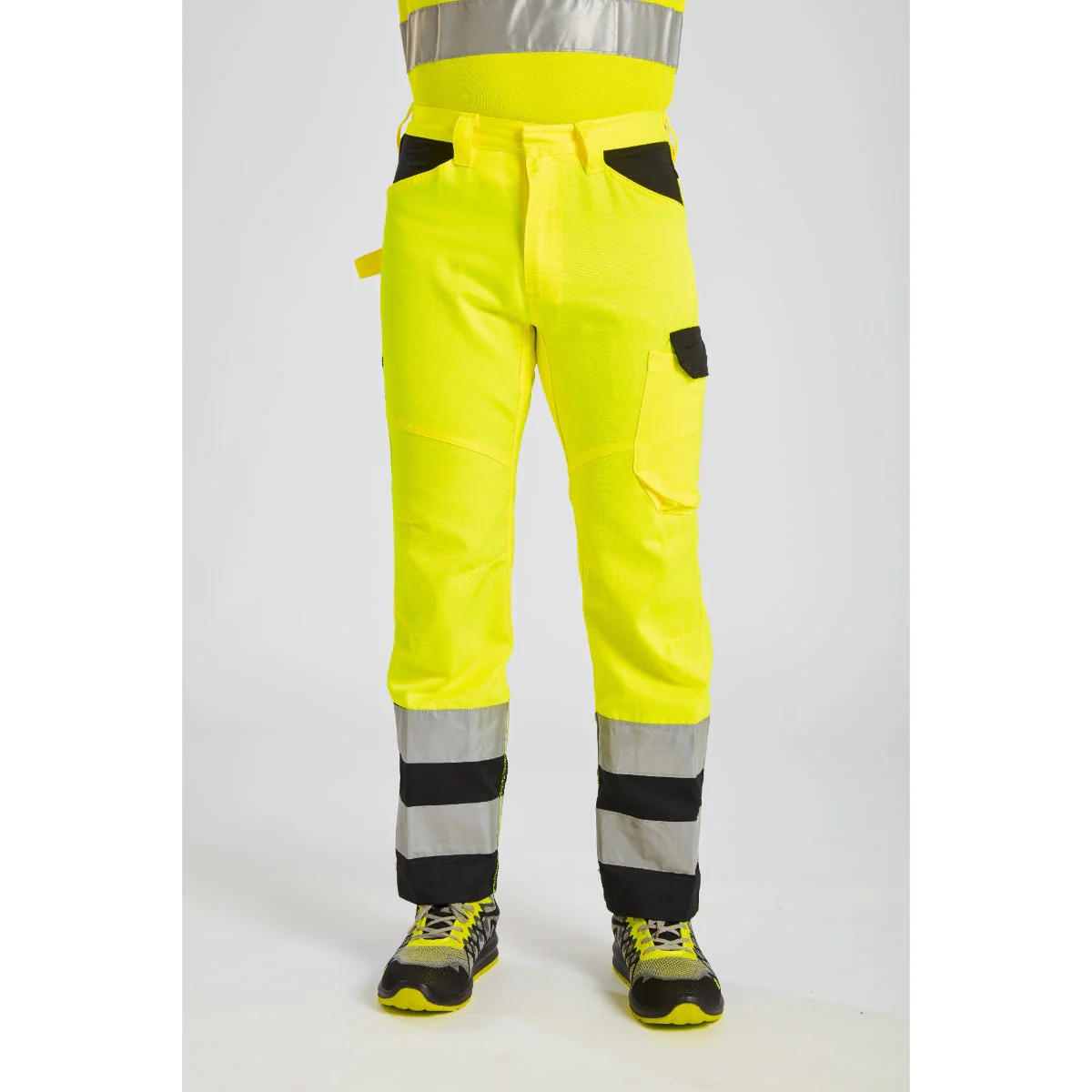 Portwest PW2 Hi-Vis Service Trouser - Image 9