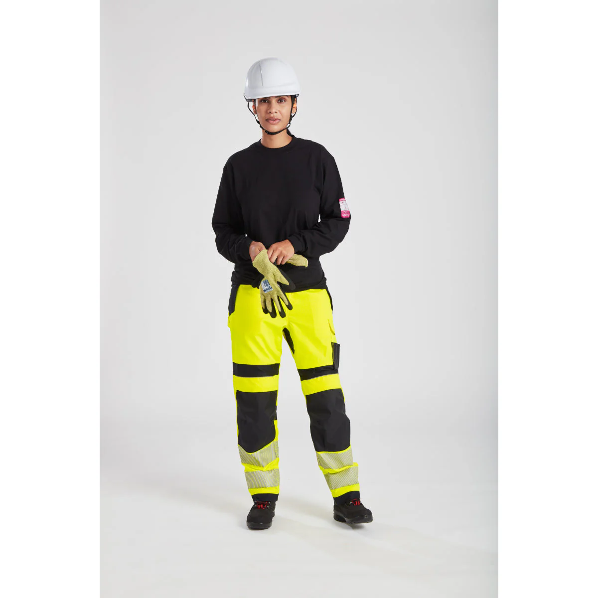 Portwest PW3 FR Hi-Vis Women's Work Trousers - Image 3