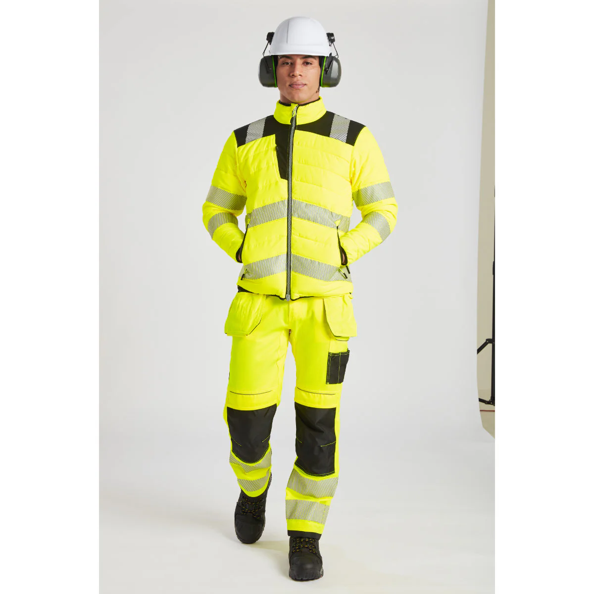 Portwest PW3 Hi-Vis Baffle Jacket - PW371 - Image 13
