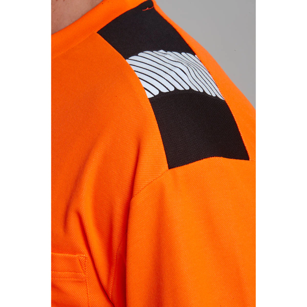 Portwest PW3 Hi-Vis Cotton Comfort T-Shirt Long Sleeved - Image 3