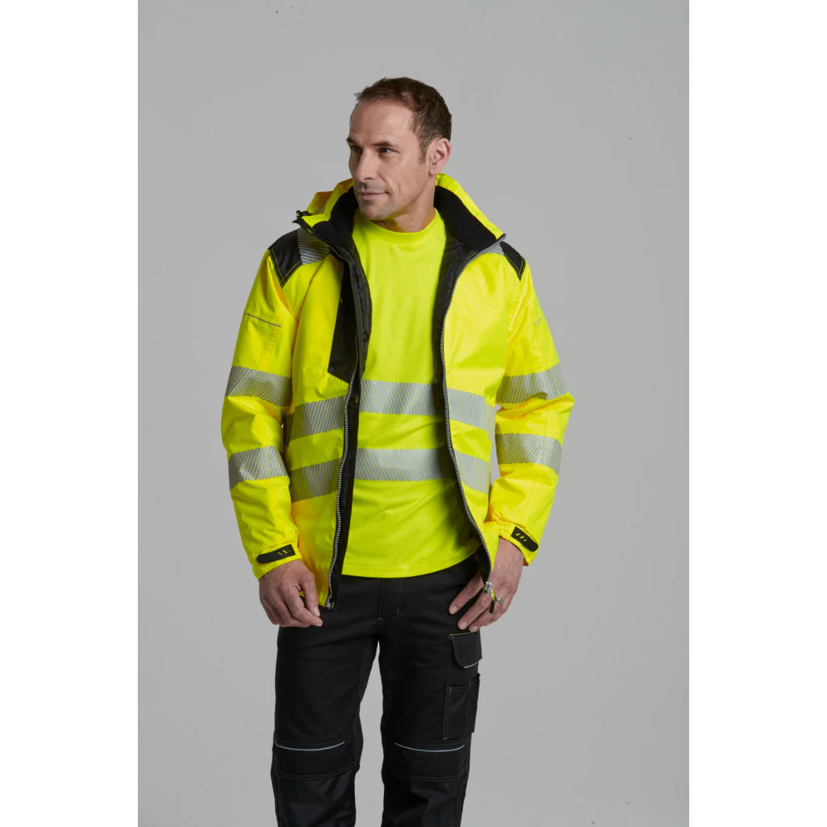 Portwest PW3 Hi-Vis Winter Jacket - Image 13