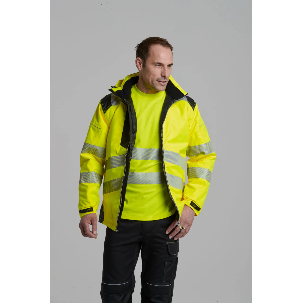 Portwest PW3 Hi-Vis Winter Jacket - Image 14