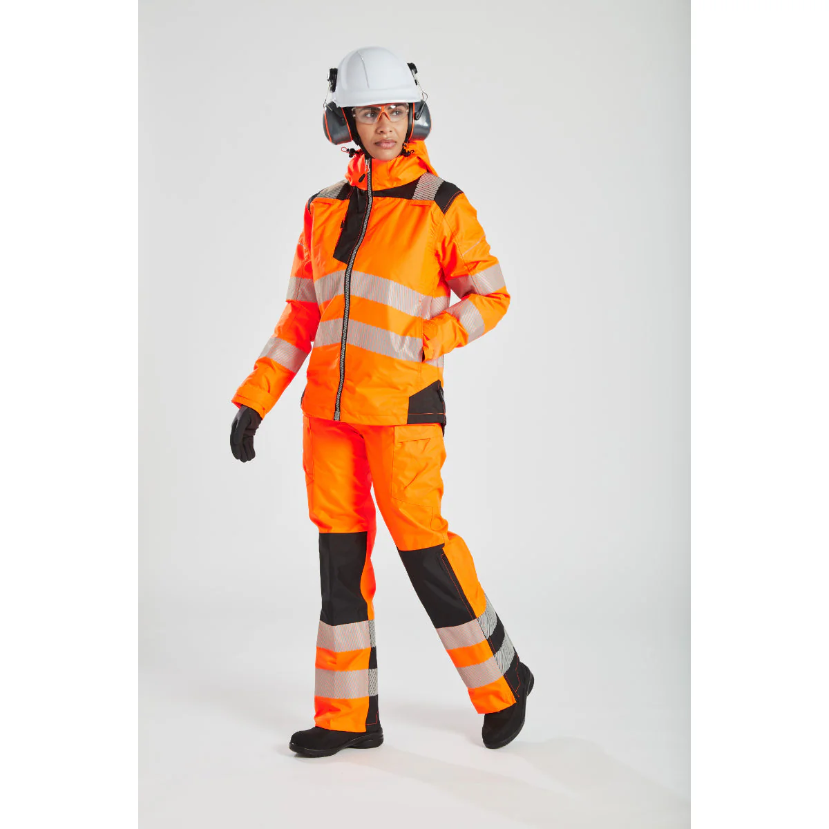 Portwest PW3 Hi-Vis Women's Winter Jacket - Image 16