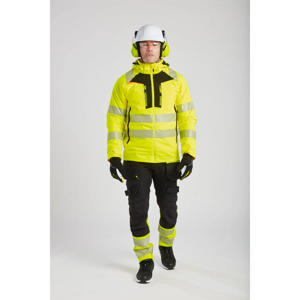 Portwest PW3 Winter Glove - Image 12