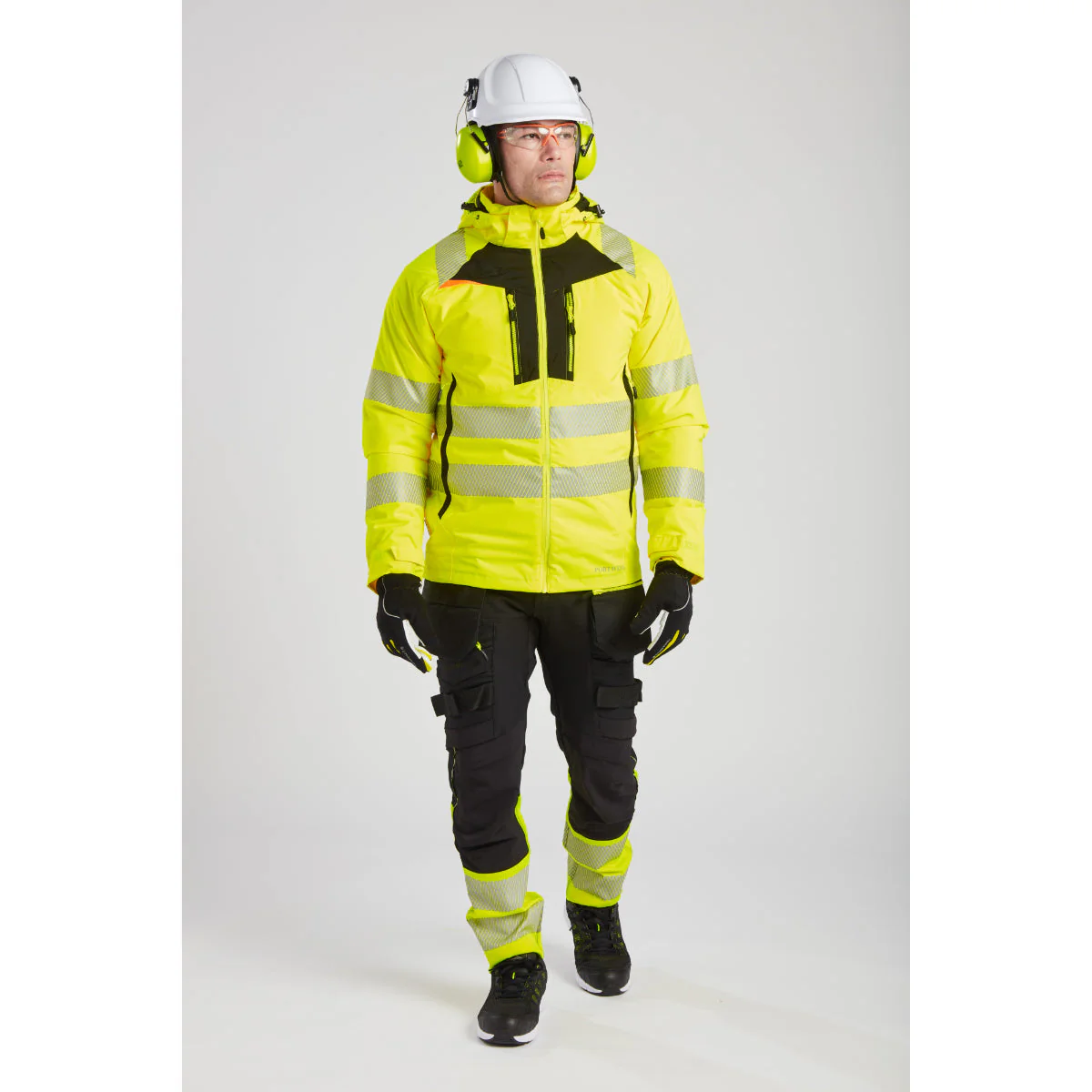 Portwest PW3 Winter Glove - Image 13
