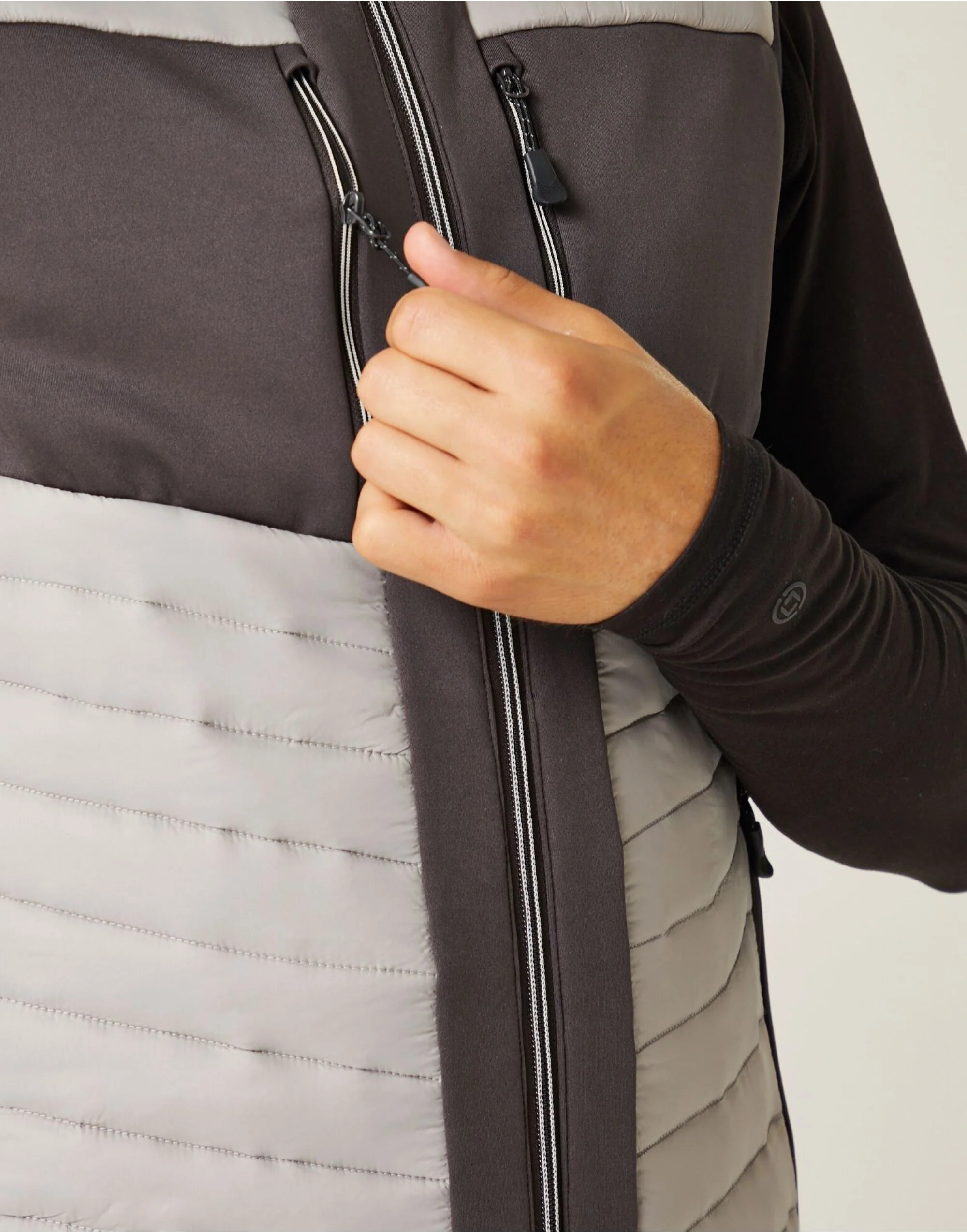 Regatta E-Volve Unisex Thermal Hybrid Bodywarmer - Image 16