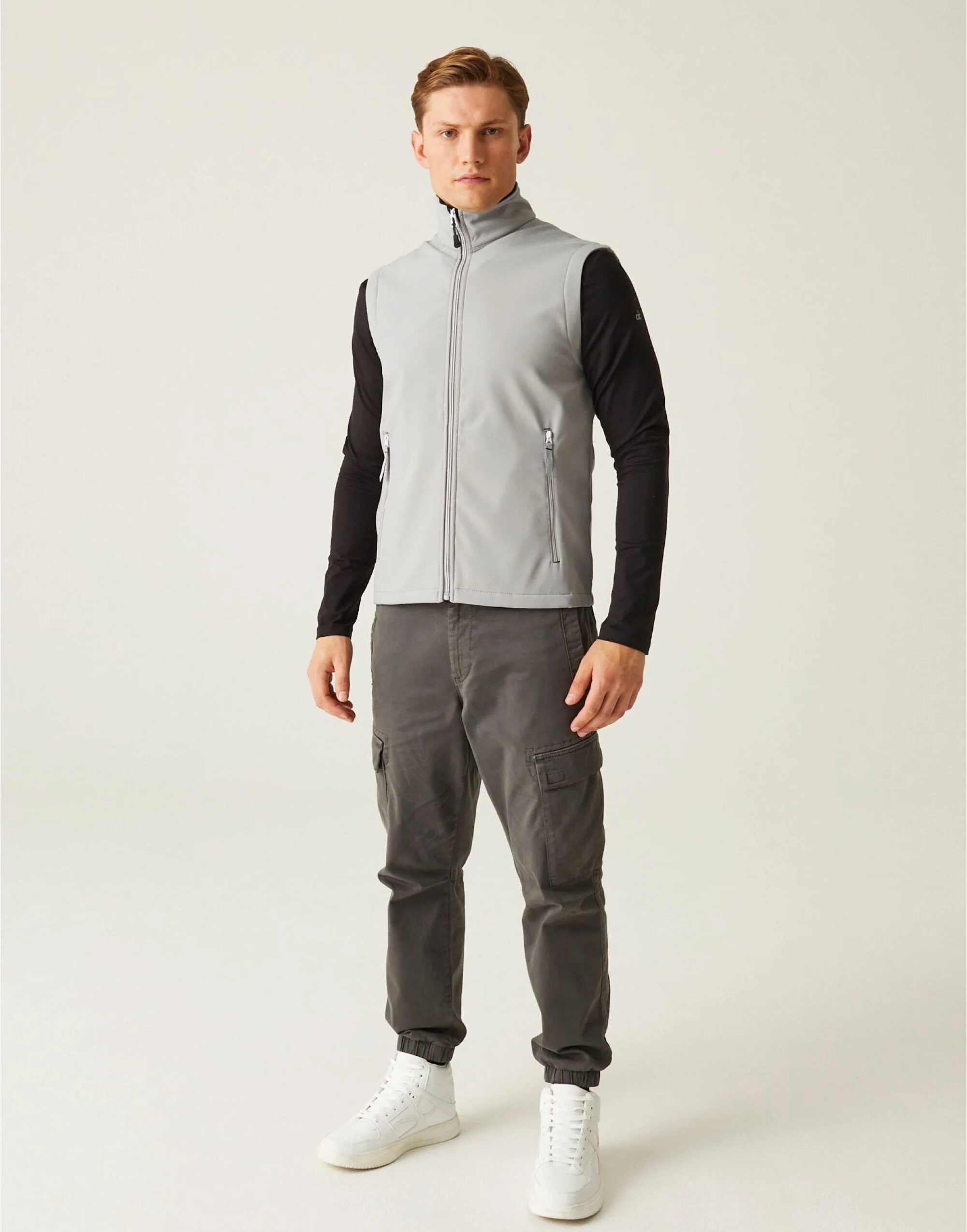 Regatta Ascender Two Layer Soft Shell Bodywarmer - Image 11