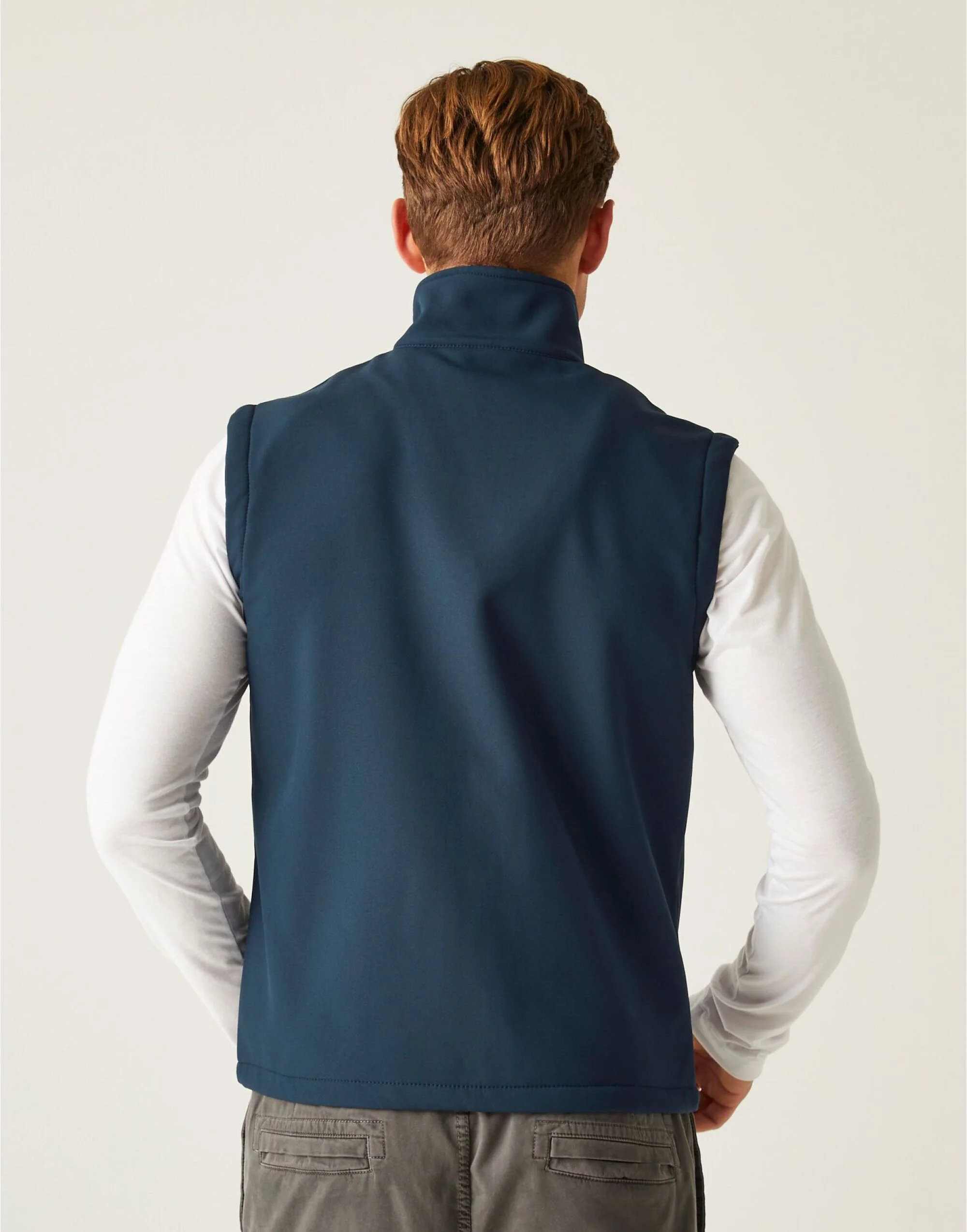 Regatta Ascender Two Layer Soft Shell Bodywarmer - Image 16
