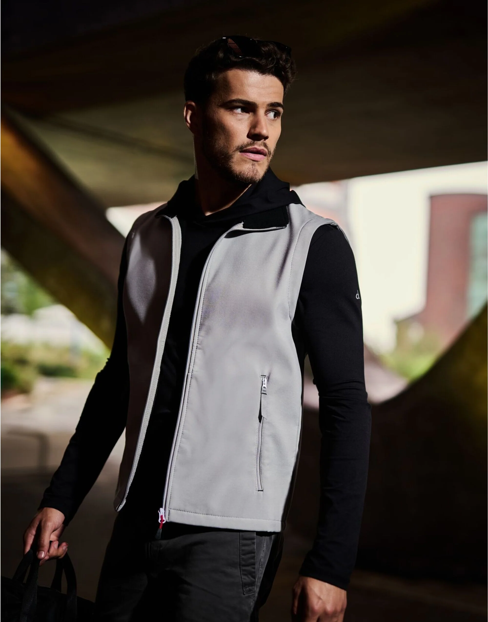Regatta Ascender Two Layer Soft Shell Bodywarmer - Image 8
